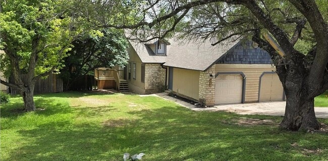Building Photo - 375 Fantail Loop Unit B