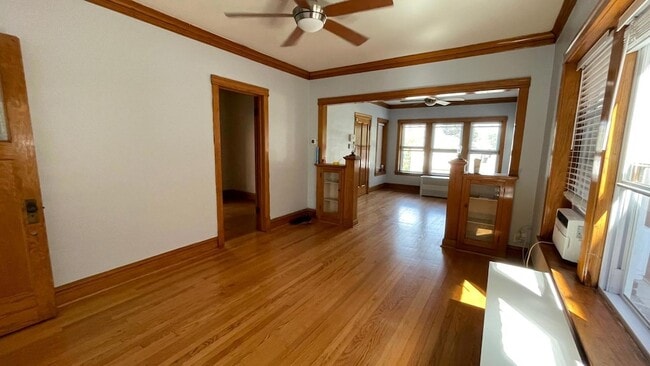 Photo - 2314 N Laramie Ave Unit 1