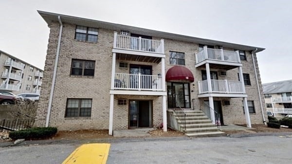 Building Photo - 18 Kenmar Dr Unit 161