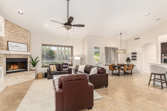 Building Photo - 4530 E Monte Cristo Ave Unit SI ID1558625P