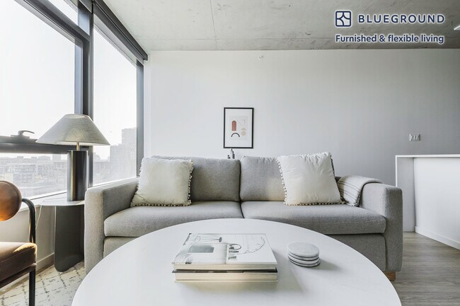 Photo - 225 N Elizabeth St Unit SI FL10-ID1101