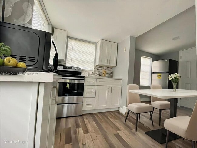 Photo - 3003 NW 45th St Unit A