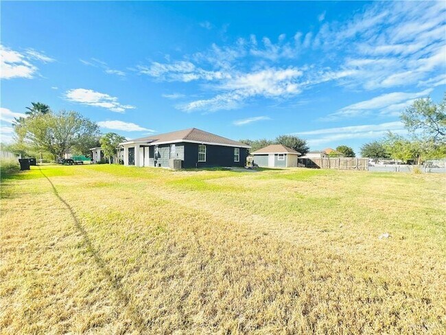 Photo - 18024 Sago Palm Dr Unit 1