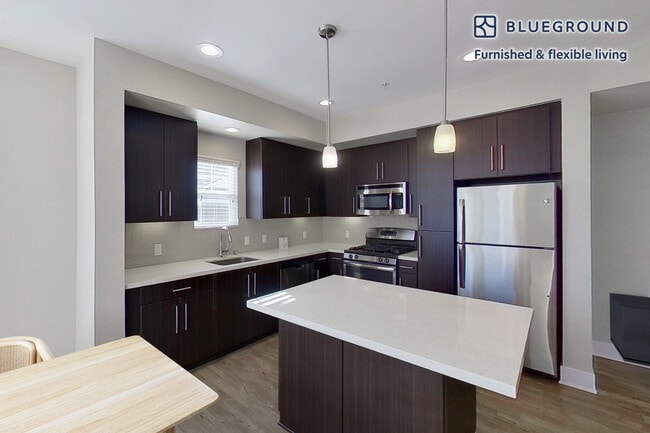 Photo - 1000 Lupine Unit FL3-ID10362A