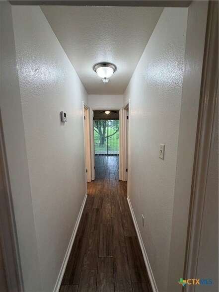 Photo - 802 Hackberry St Unit B