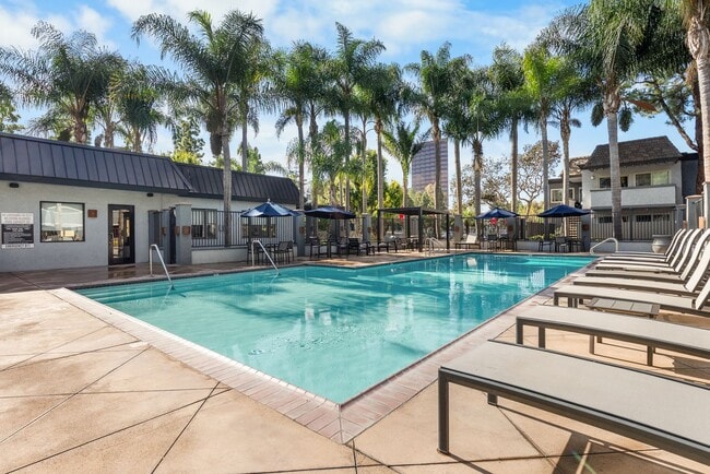 Building Photo - Park Plaza Apartments