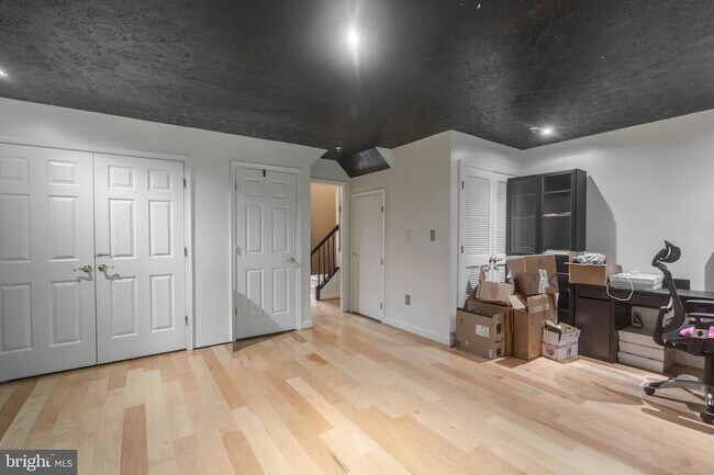 Photo - 8329 Wades Way