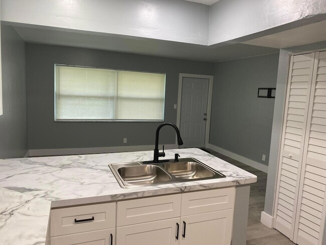 Photo - 207 NW 32nd Ct Unit 106