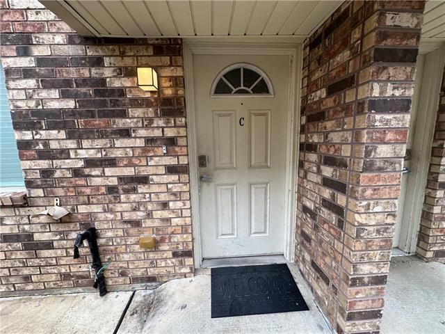 Building Photo - 3209 Golden Dr