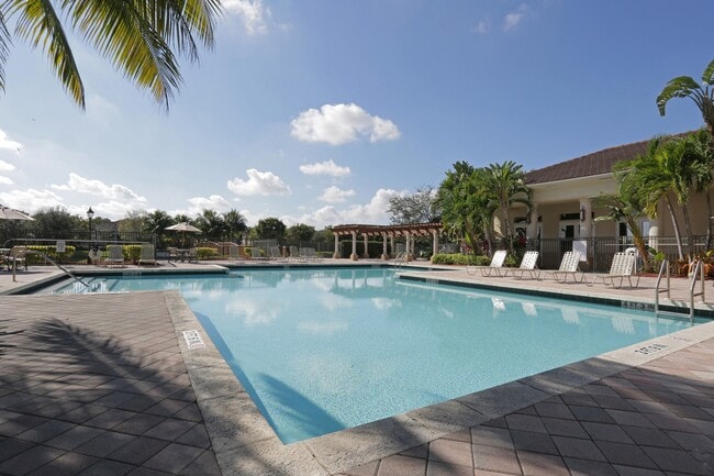 Pool - Aventine at Miramar Apartments