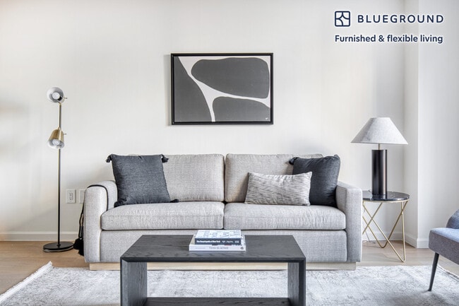 Photo - 255 W 94th St Unit FL8-ID701