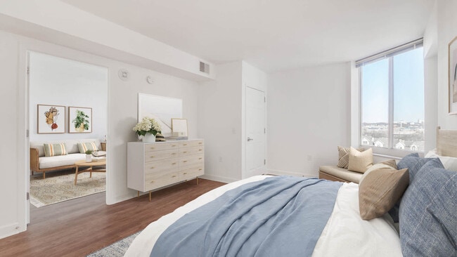 Bedroom with Hard Surface Flooring - 1800 Oak