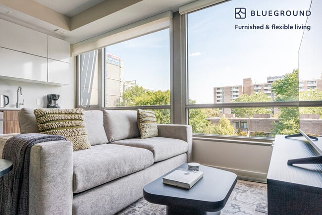 Building Photo - 301 M St SW Unit FL4-ID1134