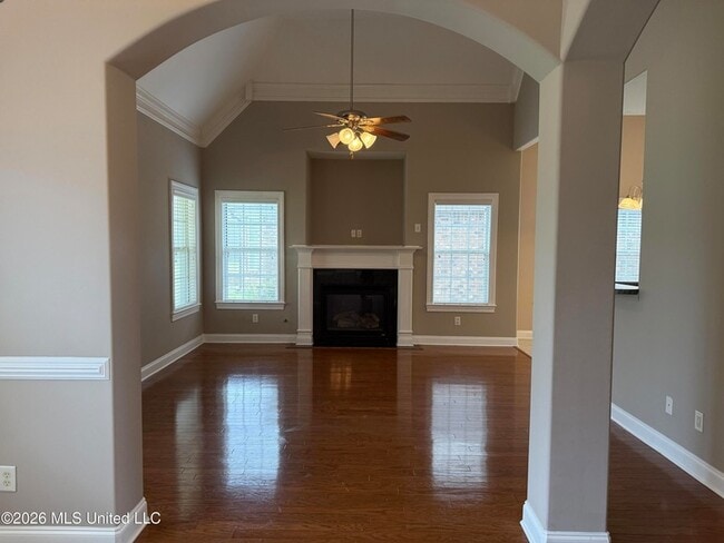 Photo - 4919 Rosebrook Cir E