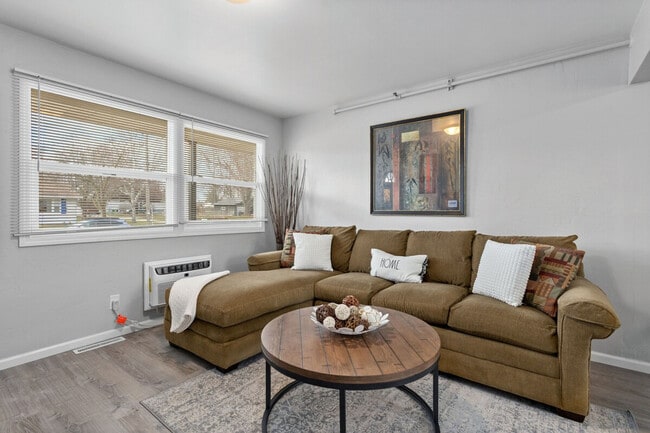 Photo - 928 W Browning St Unit ID1296526P