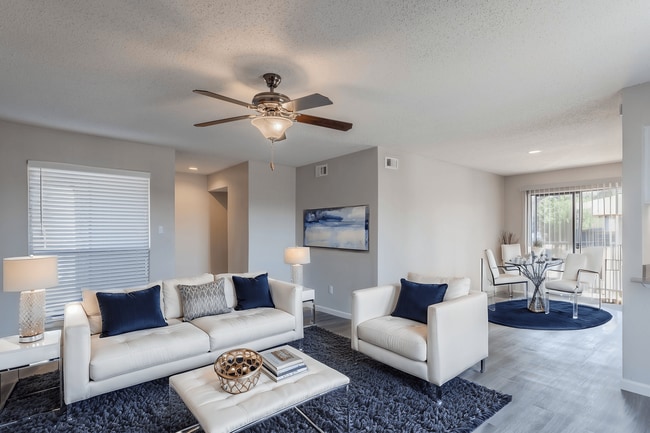 Building Photo - Serena Vista