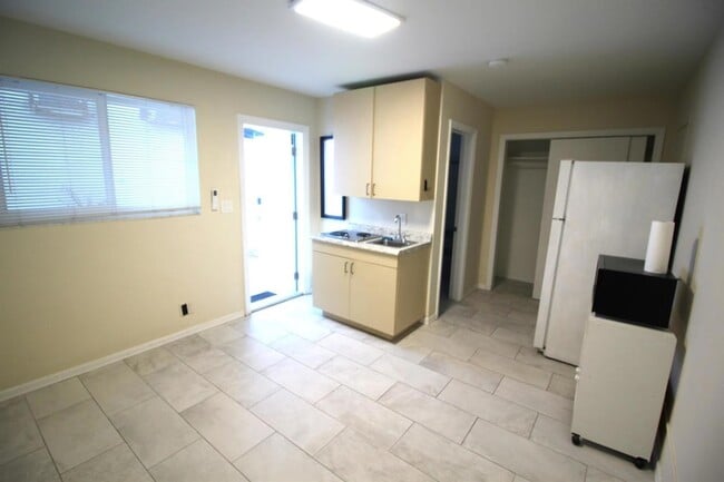 Photo - 4440 Bougainvilla Dr Unit 4