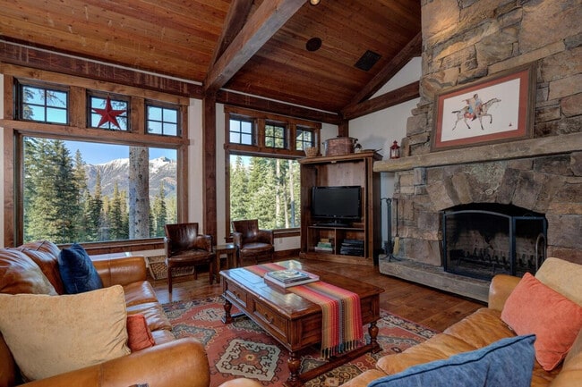 Photo - 14 Peaks View Dr Unit ID1255684P