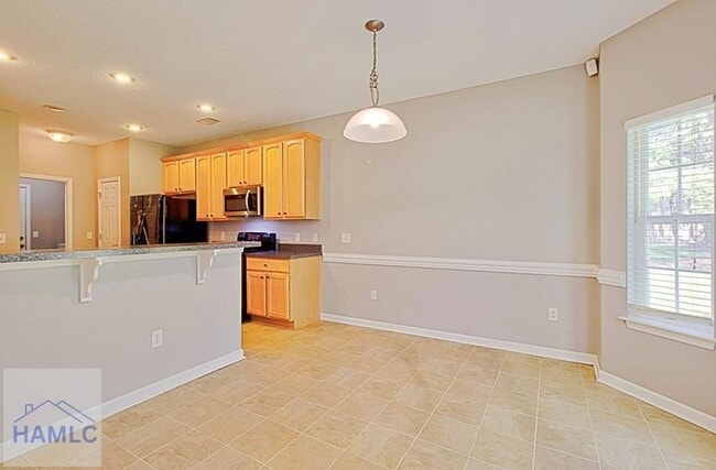 Photo - 8 Limestone Ln