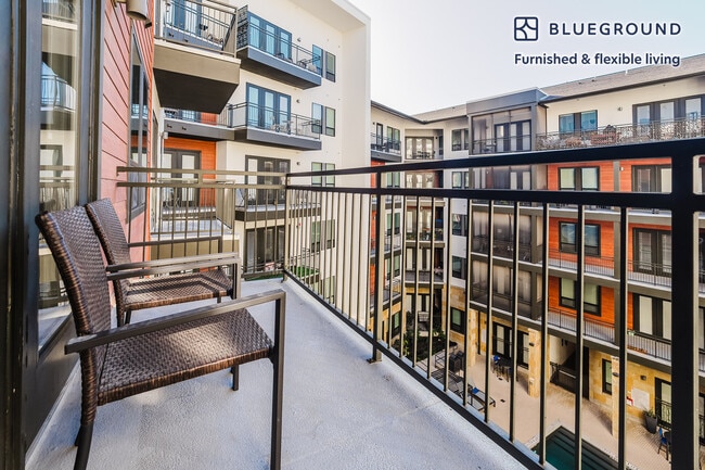 Photo - 3201 Esperanza Crossing Unit FL4-ID286