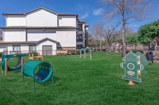 Photo - Vizcaya Apartments