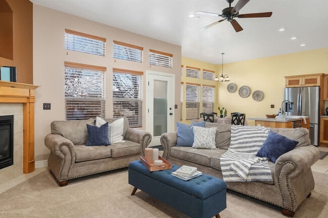 Photo - 2253 N 10 W Unit ID1250604P