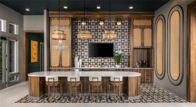 Photo - 100 Oakbrook Dr