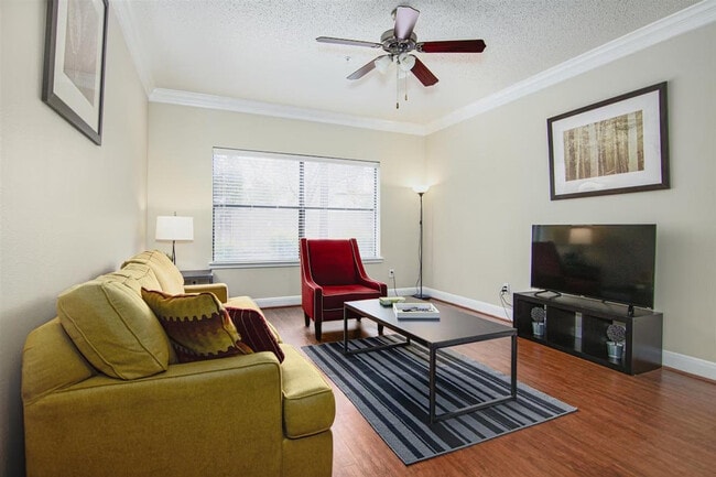 Building Photo - 2024 Post Oak Blvd Unit SI ID1359169P