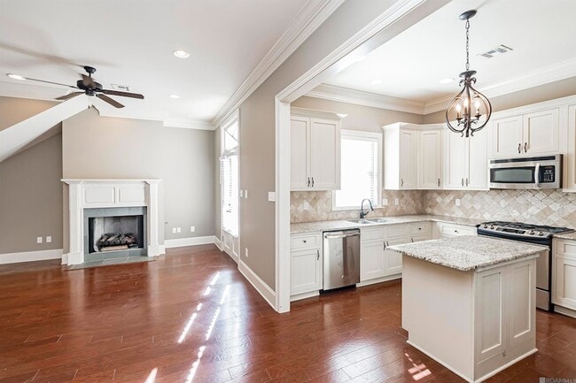 Photo - 755 Boxelder Dr