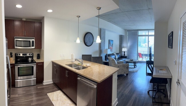 Photo - 400 S Tryon St Unit ID1344173P