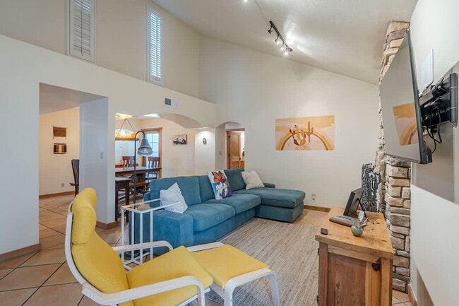 Photo - 2112 N Squire Ave Unit SI ID1570268P