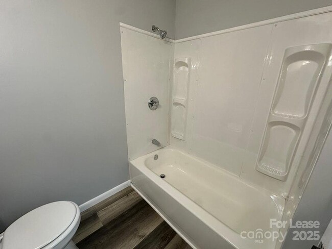 Photo - 48708 US-52 Unit 13