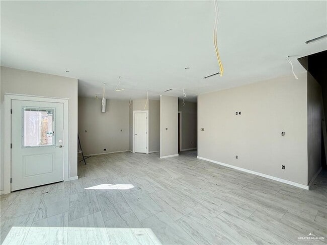 Photo - 2206 Corales St