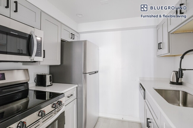 Photo - 1826 Vernon St NW Unit SI FL-1-ID175