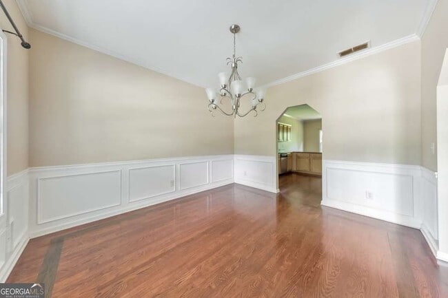 Photo - 1086 South Gordon Rd SW