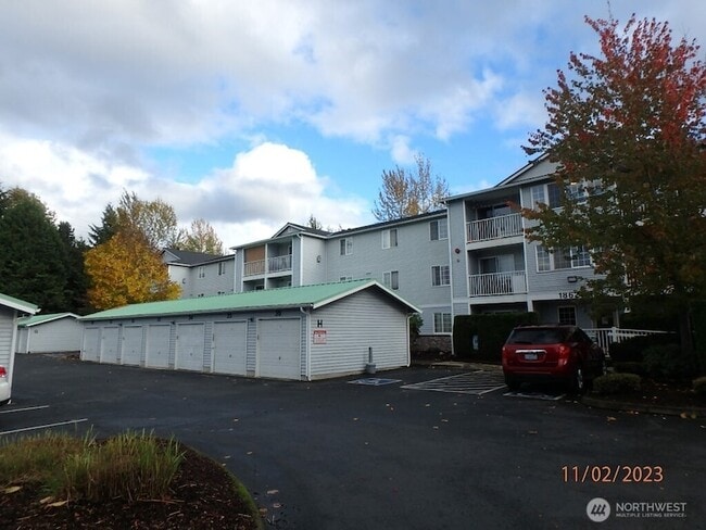 Building Photo - 18621 Blueberry Ln