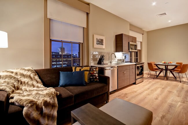 Photo - 121 Middle St Unit ID1366945P