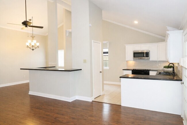 Photo - 2419 Woven Wood Ln