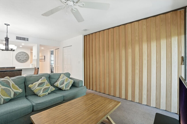 Building Photo - 600 Neapolitan Way Unit SI FL2-ID1073541P