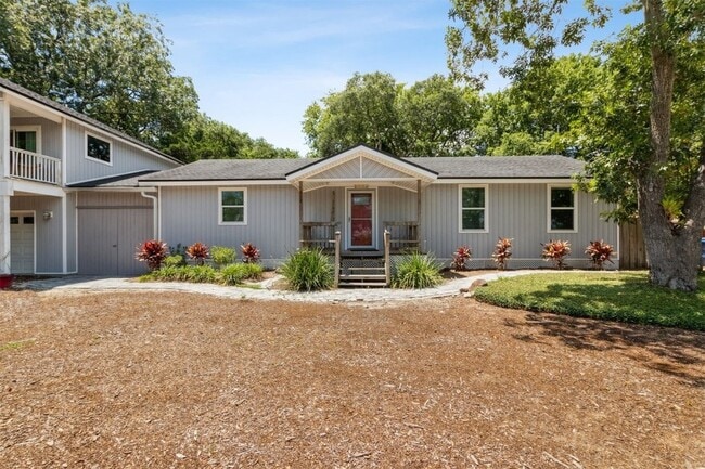 Building Photo - 412 Escambia St