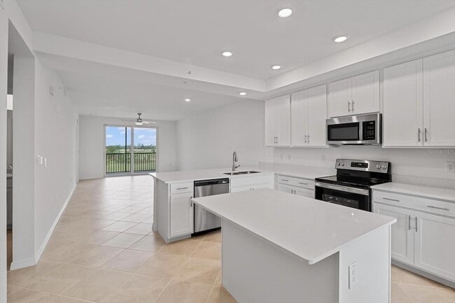 Photo - 12180 Wellen Golf St Unit 305