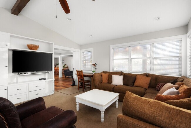 Photo - 709 Colonial Park Blvd Unit ID1314614P