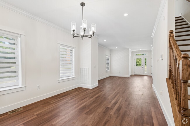 3BR, 2.5BA - 1,544SF - Living/Dining Room - The Gatehouse