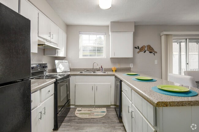 Interior Photo - Onyx at 3211