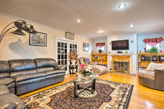 Building Photo - 52 Lewis Pkwy Unit SI FL1-ID1545731P