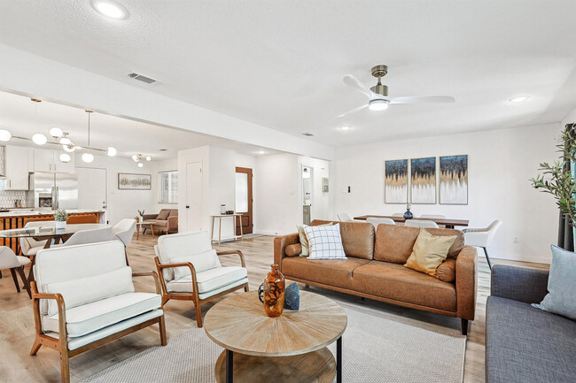 Photo - 2003 N O'Connor Rd Unit ID1026685P