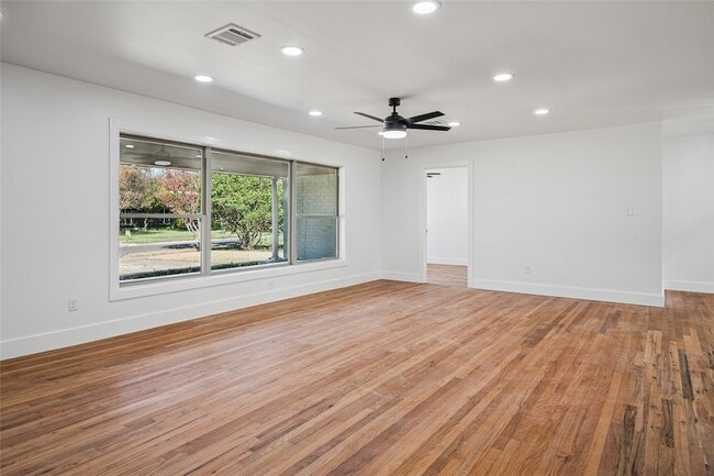 Photo - 9946 Kilarney Dr