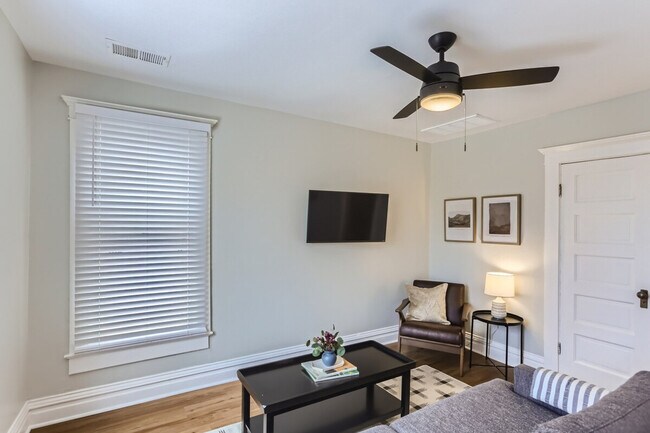 Photo - 91 Pearl St Unit ID1026282P