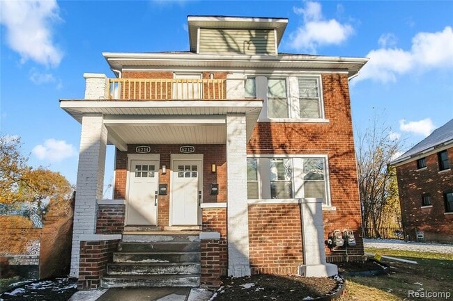 Building Photo - 6212 Avery St Unit 1