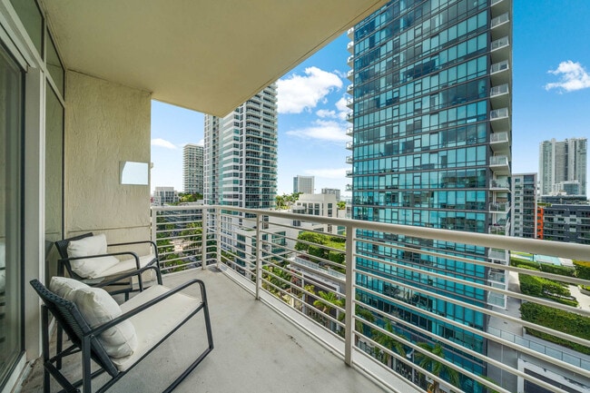 Photo - 3256 NE 1st Ave Unit SI ID1241893P